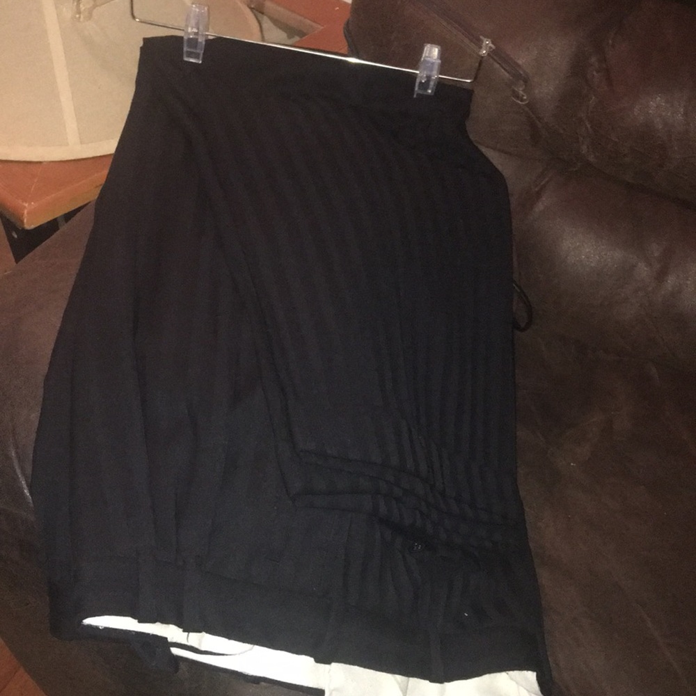 Men’s suit - Picture 3 of 6